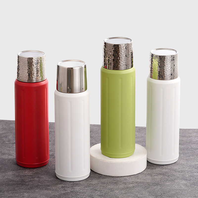 Hammer Pattern Portable Vacuum Flask With Tea Strainer